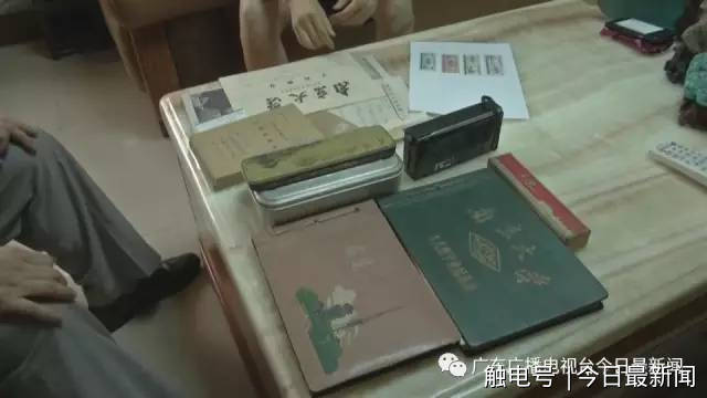 相隔26年,两父子入读同一大学同一专业,装备更