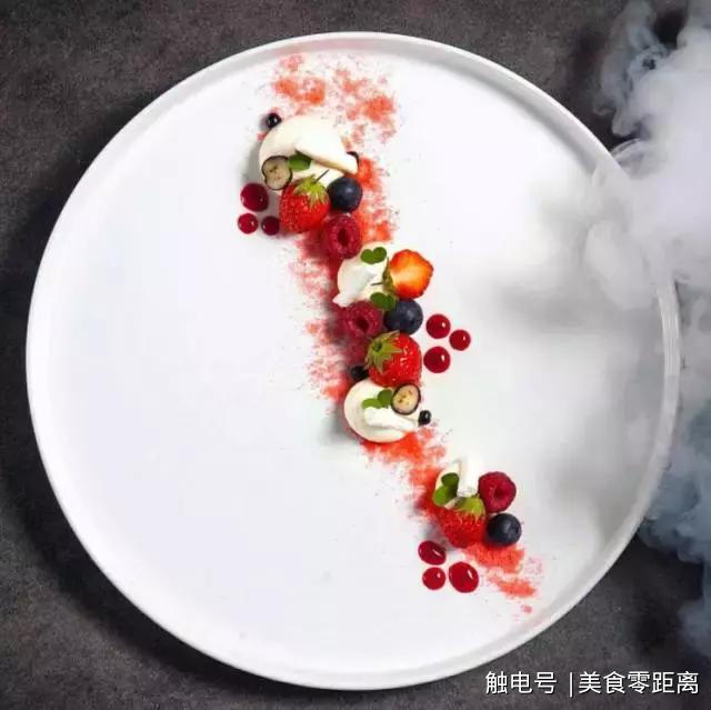 米其林餐厅那些奢华的西餐摆盘,竟然是信手拈来!