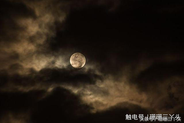 月亮和月光下风景拍摄小技巧,让中秋赏月拍出不一样的