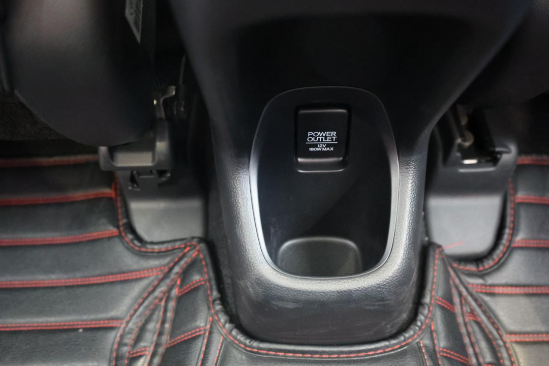 手握15万预算买哪款SUV？90后小哥跑一趟本田4S店，锁定缤智了！