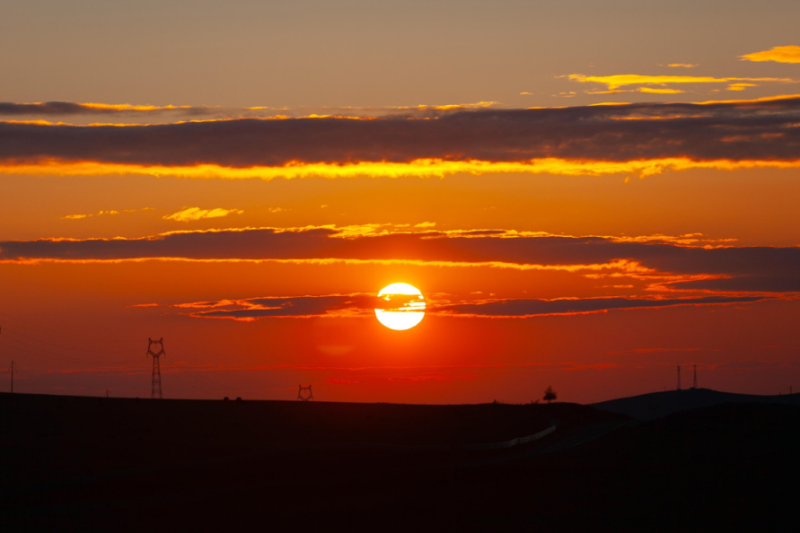 悦赏| 在满洲里,陪你一起看日落黄昏