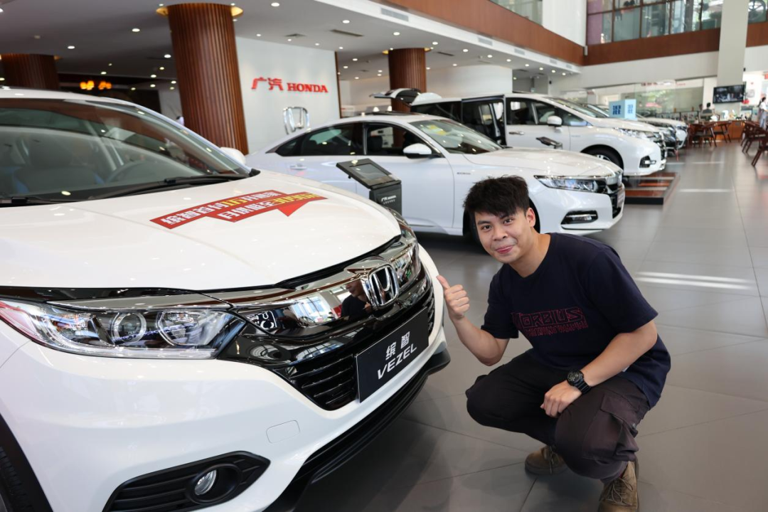 手握15万预算买哪款SUV？90后小哥跑一趟本田4S店，锁定缤智了！
