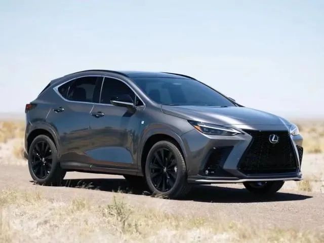 下半年重磅豪华新车|全新C级、宝马纯电旗舰来袭，年底买车就选它们！