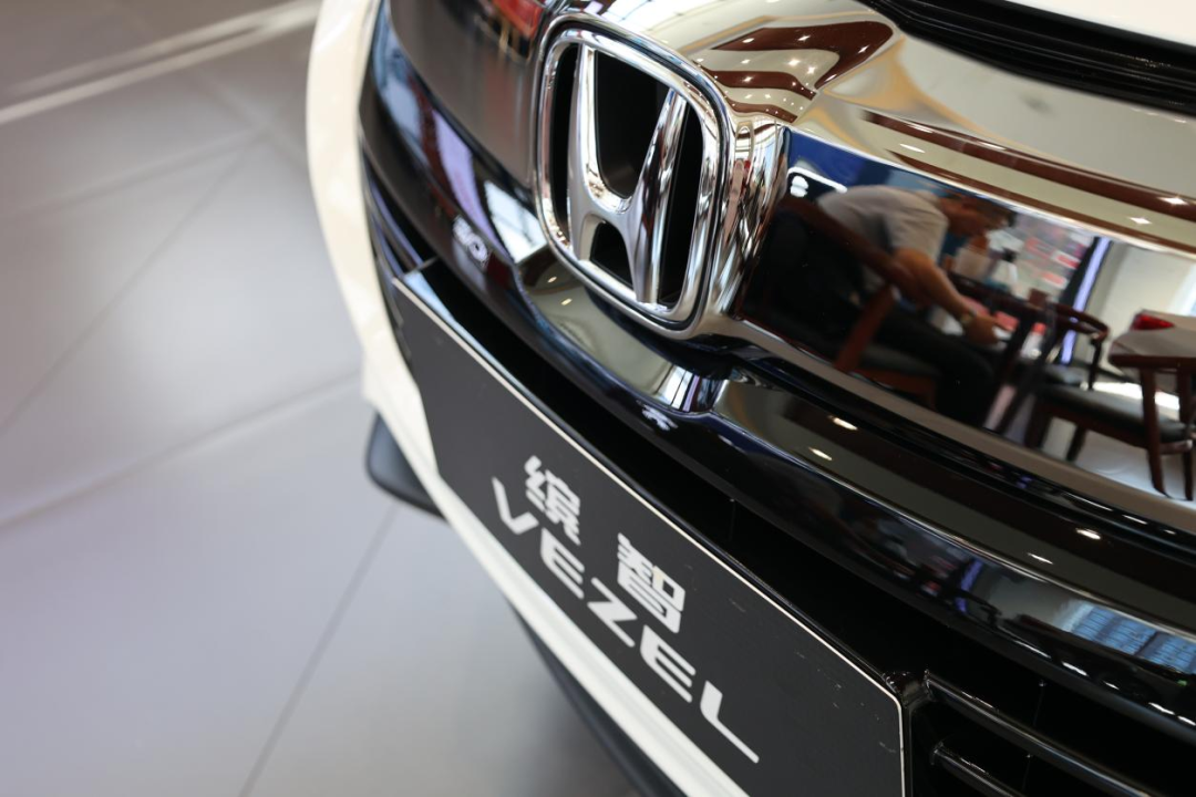 手握15万预算买哪款SUV？90后小哥跑一趟本田4S店，锁定缤智了！
