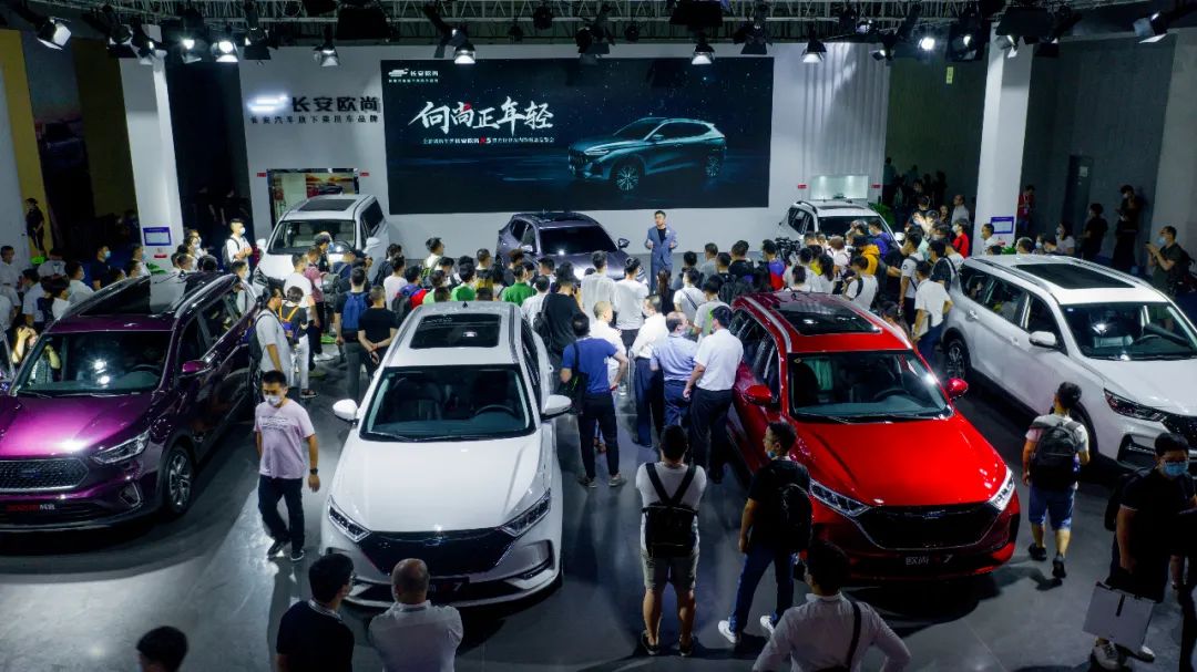 长安欧尚X5内饰图终于曝光？抢占10万级SUV细分市场！