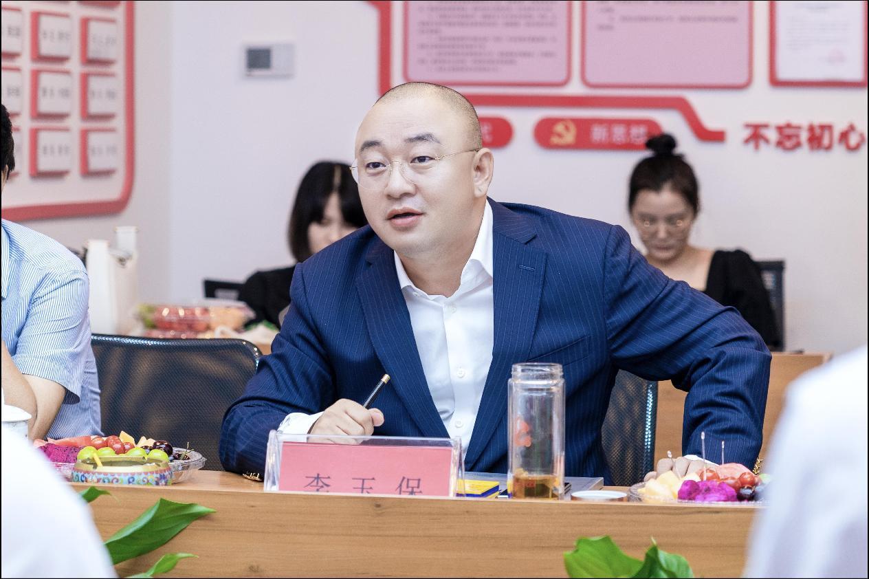 扶贫需扶智,李玉保助力振兴乡村教育