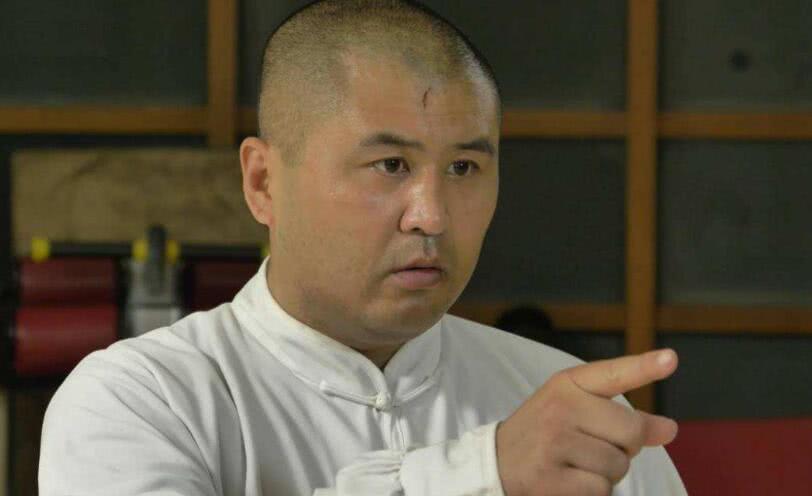 田野怒斥雷公太极,我要把你赶出武林,你根本不懂功夫