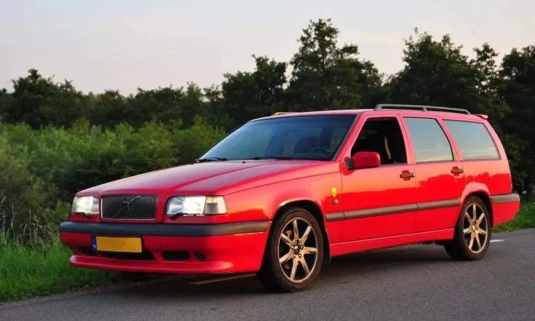 3缸抖4缸菜,这些近乎绝种的 "5缸车"都是狠角色!