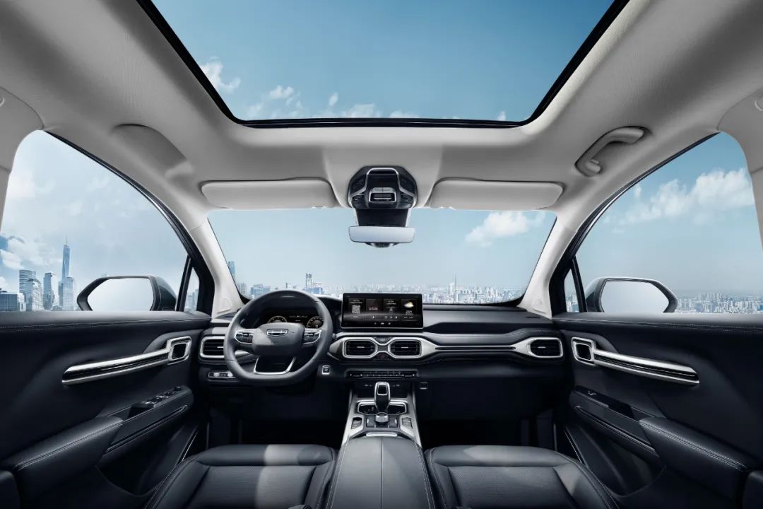 豪越上市后热度高居不下，对比瑞虎8之后才知道值不值得买！