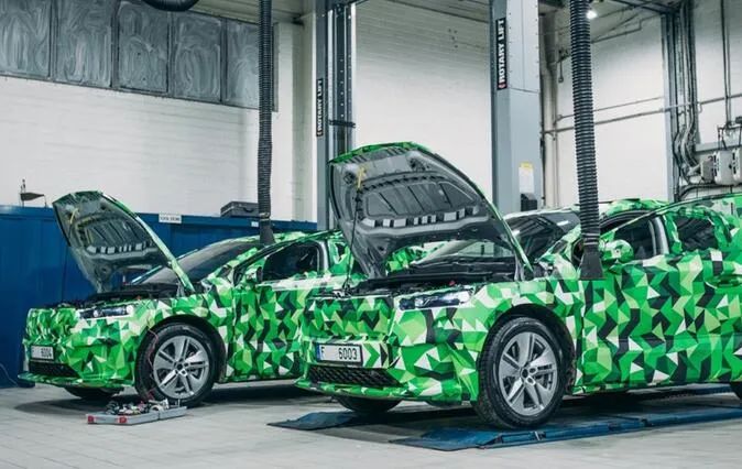 重磅新车谍照|宝马3系纯电动曝光，斯柯达首款纯电动车即将上市