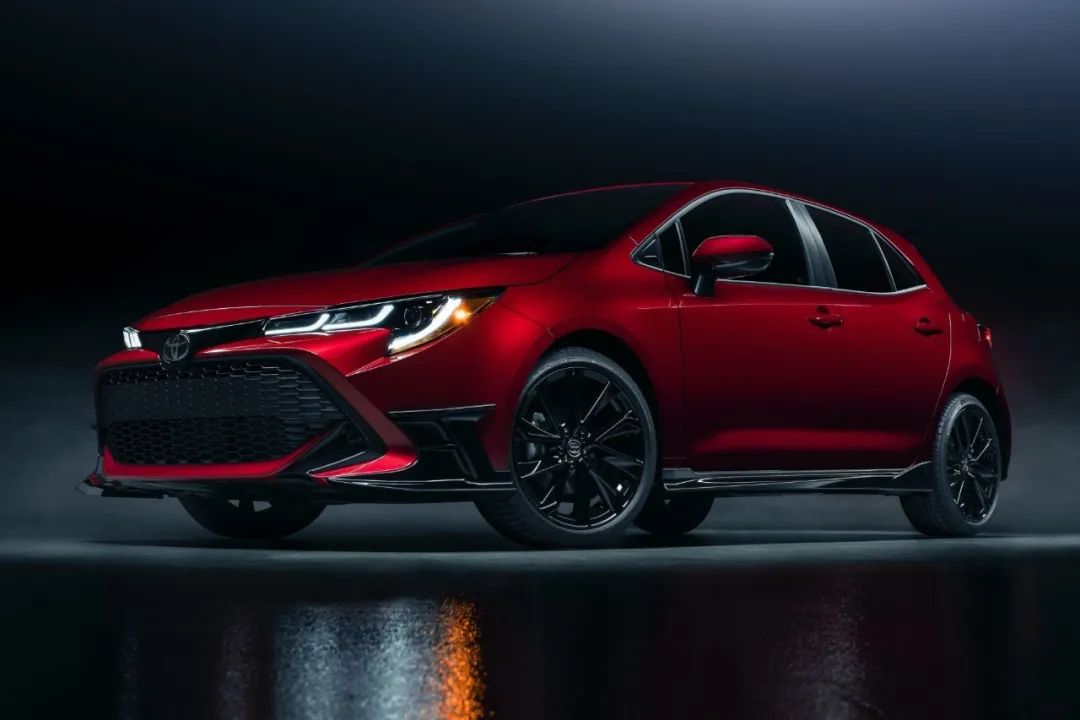 思域两厢上市了，可更诱人的两厢车还在后面，十万不到就拿下