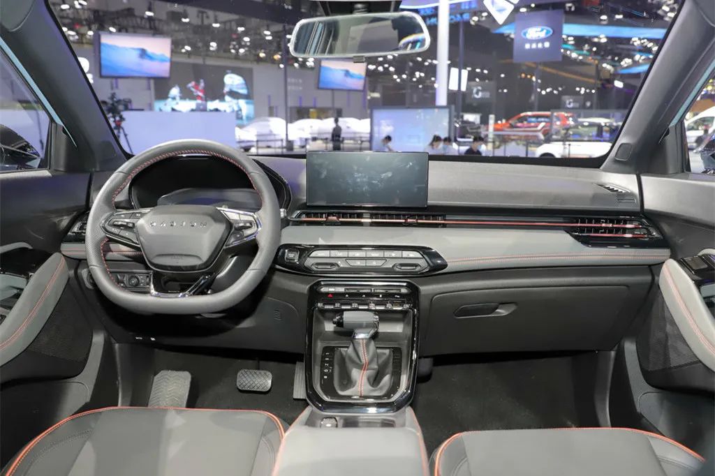 自主小型SUV新选择，领克06、瑞虎5x等，谁是年轻人首选？