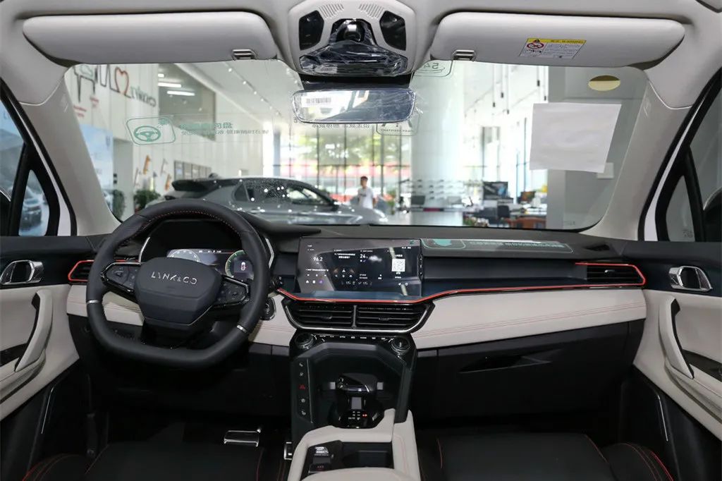 自主小型SUV新选择，领克06、瑞虎5x等，谁是年轻人首选？