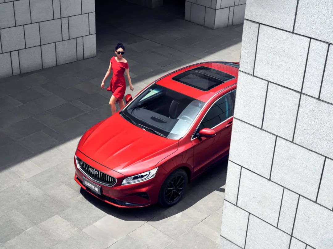 重磅新车官图抢先看，吉利“最美国产车”改款，恒驰6车刷屏朋友圈！