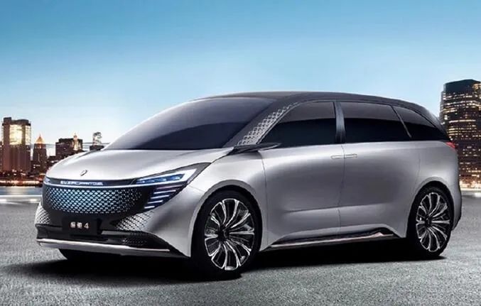 重磅新车官图抢先看，吉利“最美国产车”改款，恒驰6车刷屏朋友圈！