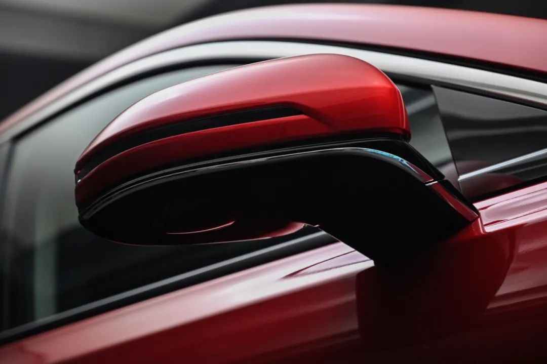 重磅新车官图抢先看，吉利“最美国产车”改款，恒驰6车刷屏朋友圈！