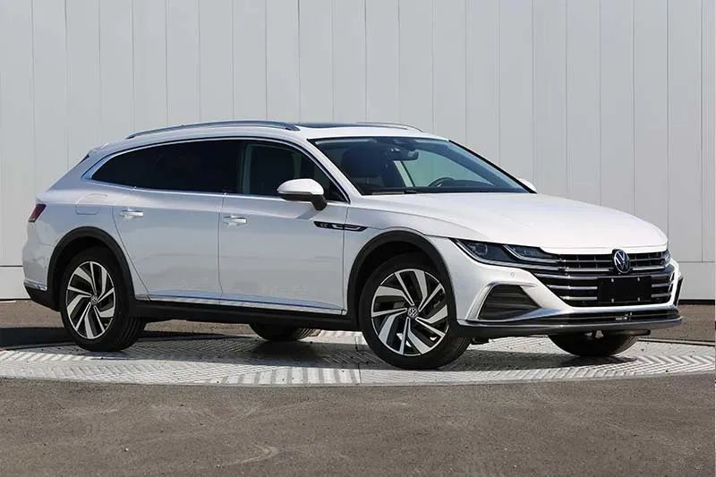 造型变硬和尾部加长，哪种“进化”会成为车市的下一个爆点？