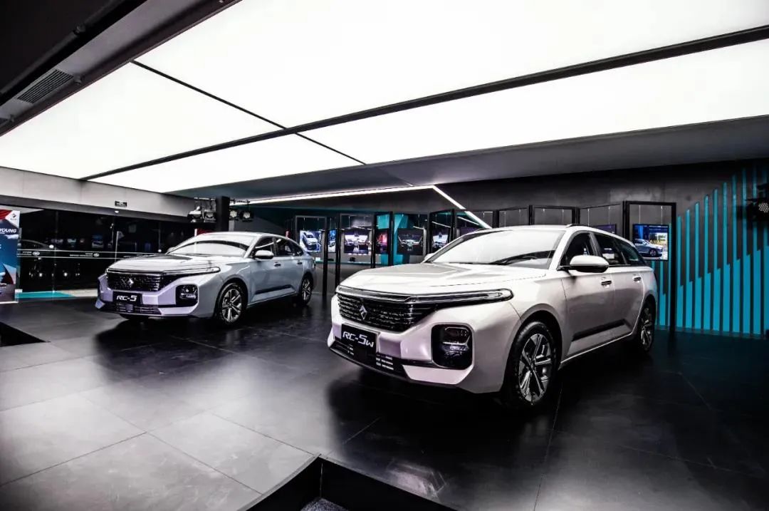 新宝骏RC-5W上市，同样亲民的旅行车还有它们，最低不到五万元