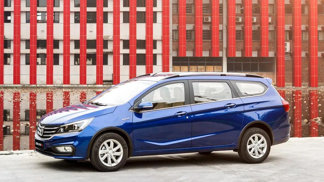 新宝骏RC-5W上市，同样亲民的旅行车还有它们，最低不到五万元