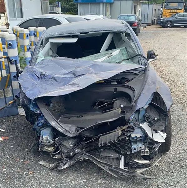 还在抢着把钱给特斯拉？小心它送你一份“失控”大礼