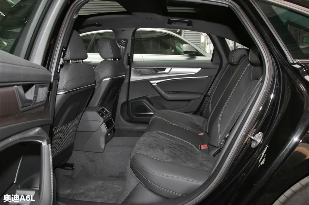 轴距都超3米，配置奢华，红旗H9与奥迪A6L怎么选？