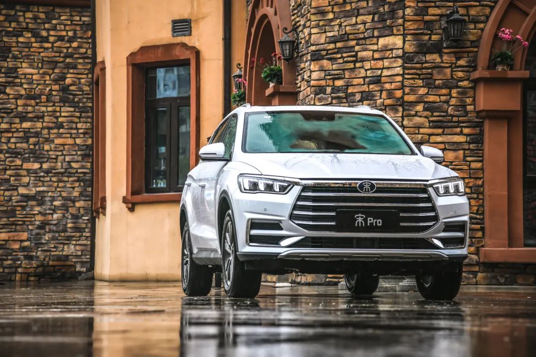 选择黑马还是常青树？比亚迪宋Pro和哈弗H6两款热门家用SUV大PK