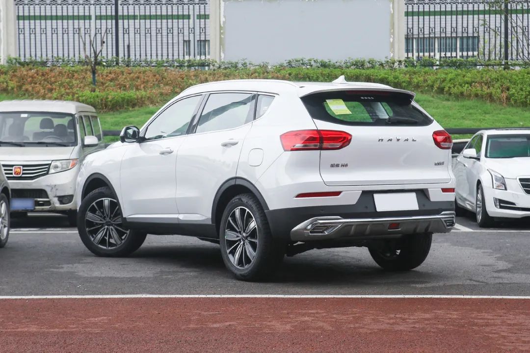 选择黑马还是常青树？比亚迪宋Pro和哈弗H6两款热门家用SUV大PK