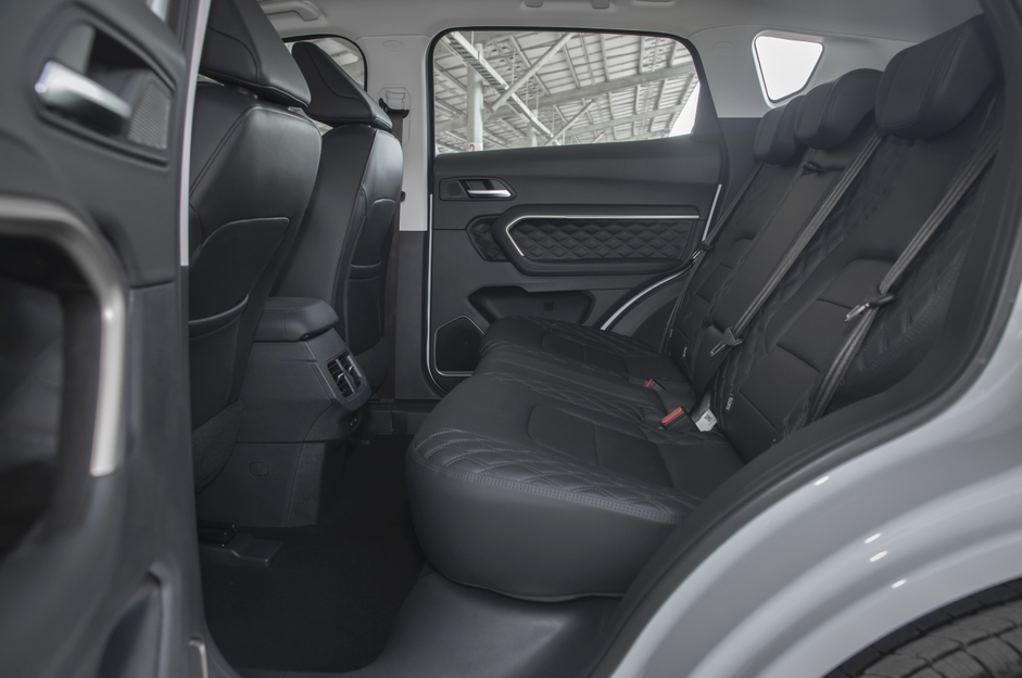 选择黑马还是常青树？比亚迪宋Pro和哈弗H6两款热门家用SUV大PK