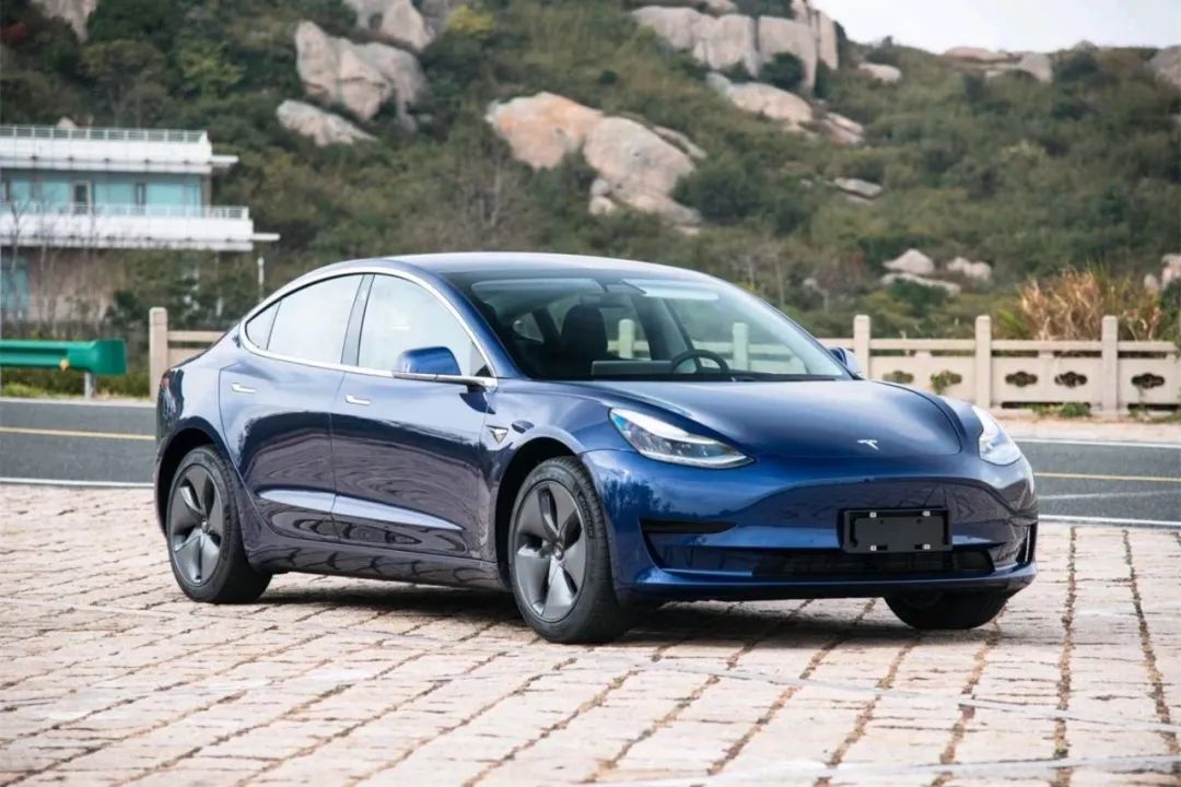 怕纯电车起火爆炸？选磷酸铁锂版本即可，这几款续航长又安全