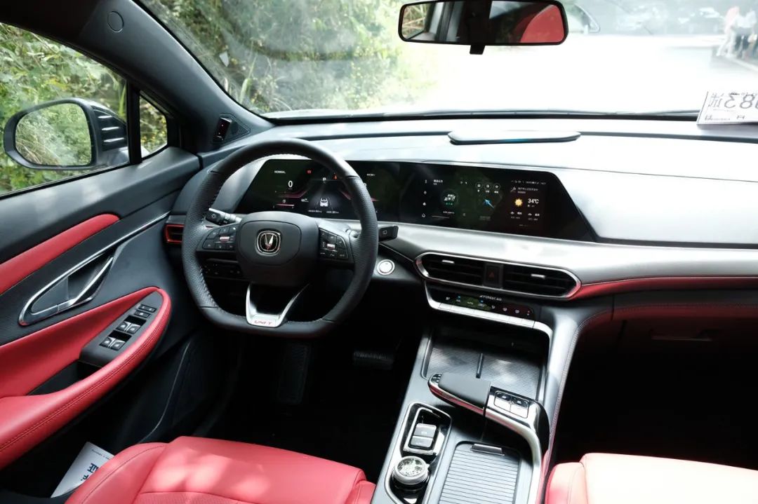 想体验国产最新黑科技吗？这些自主新车能满足你，最低不足十万