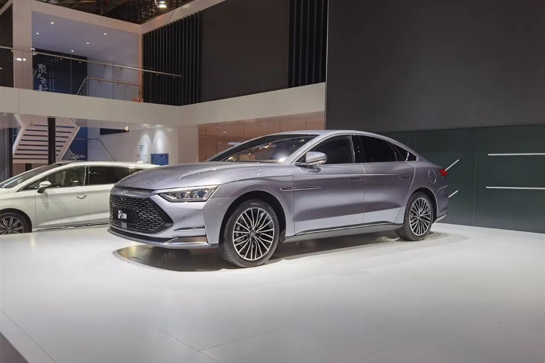 花20万左右买国产车，这四款最合适，配置高到离谱档次又足