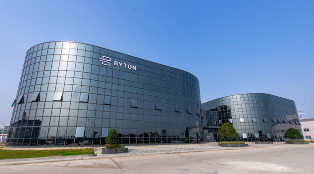 四面楚歌，拜腾的逆袭之路“难于上青天”