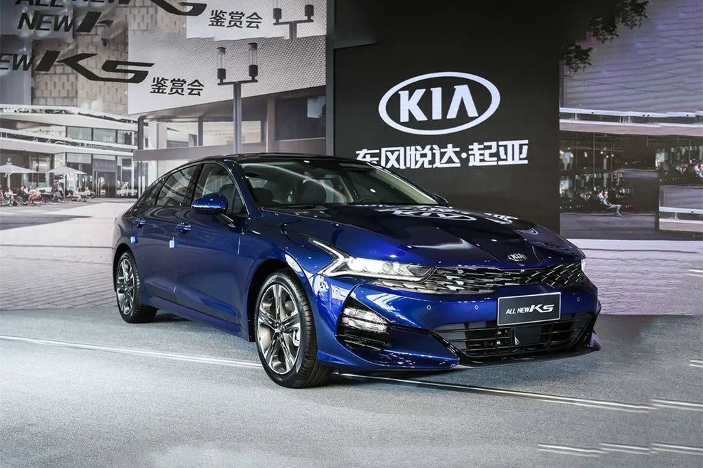 别只看雅阁、凯美瑞，这几款合资中型车也很香，品质好配置又高