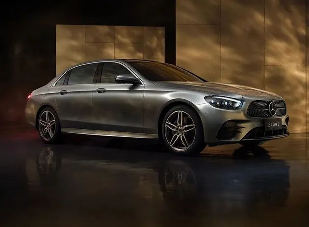 奔驰新款E-Class L领衔，多车上演北京车展前的“抢滩登陆战”
