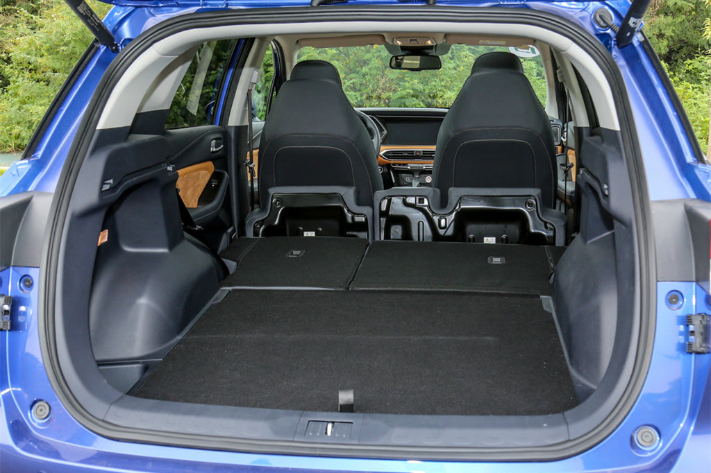 国庆出游没地住？这几款SUV可让你当床睡，最低不足9万