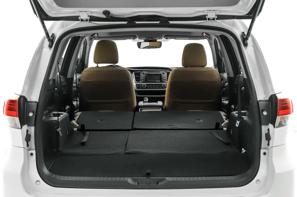 国庆出游没地住？这几款SUV可让你当床睡，最低不足9万