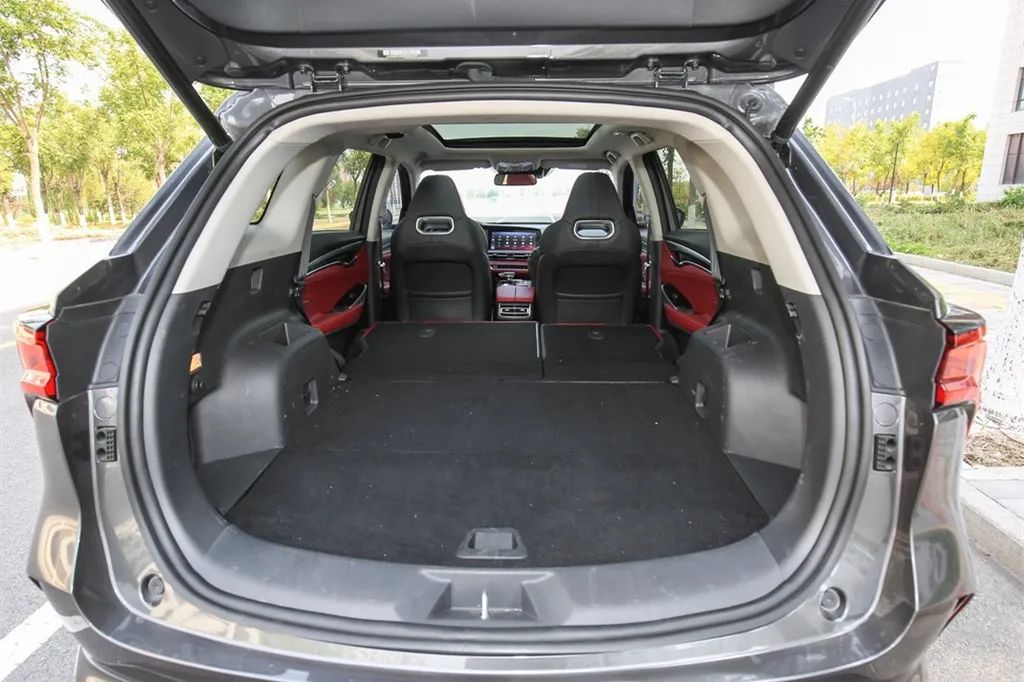 国庆出游没地住？这几款SUV可让你当床睡，最低不足9万