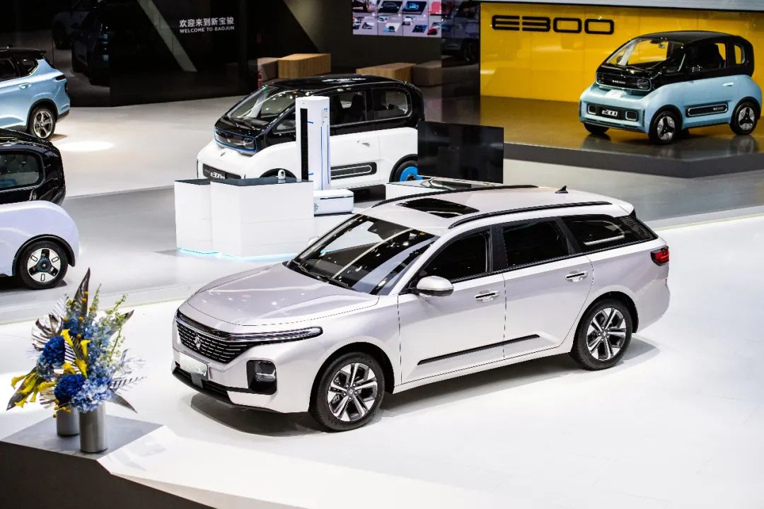 跨界携手造智能“大家电”，新宝骏给你一个汽车新玩法