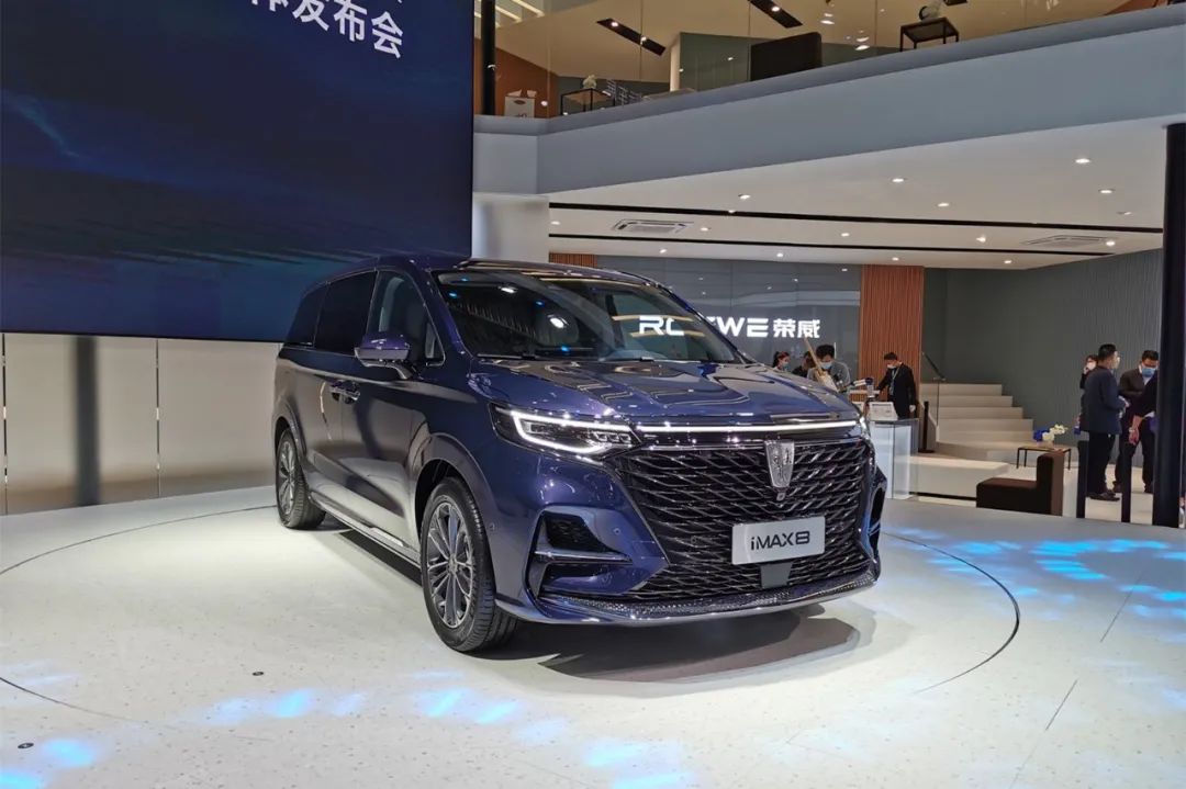 预售价20.88万起，三“魔”加持的荣威iMAX8必进前十？