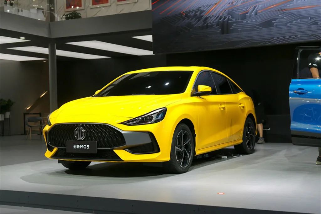 不想买轩逸、卡罗拉？可以看看这几款新出炉的，颜值高价格又亲民