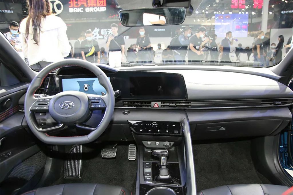 不想买轩逸、卡罗拉？可以看看这几款新出炉的，颜值高价格又亲民