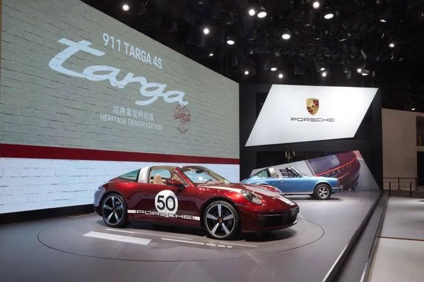 保时捷911 Targa 4S经典重现！以复古与创新展开新篇章