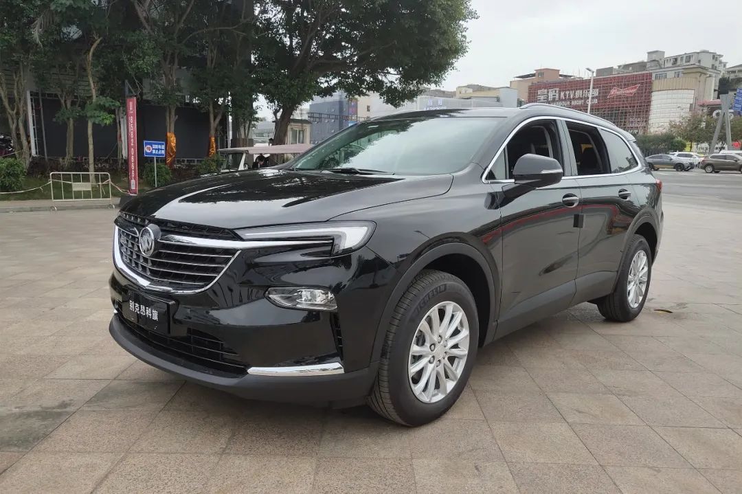 想买适合全家出行的SUV？在这几款里选就行，合资都不用20万