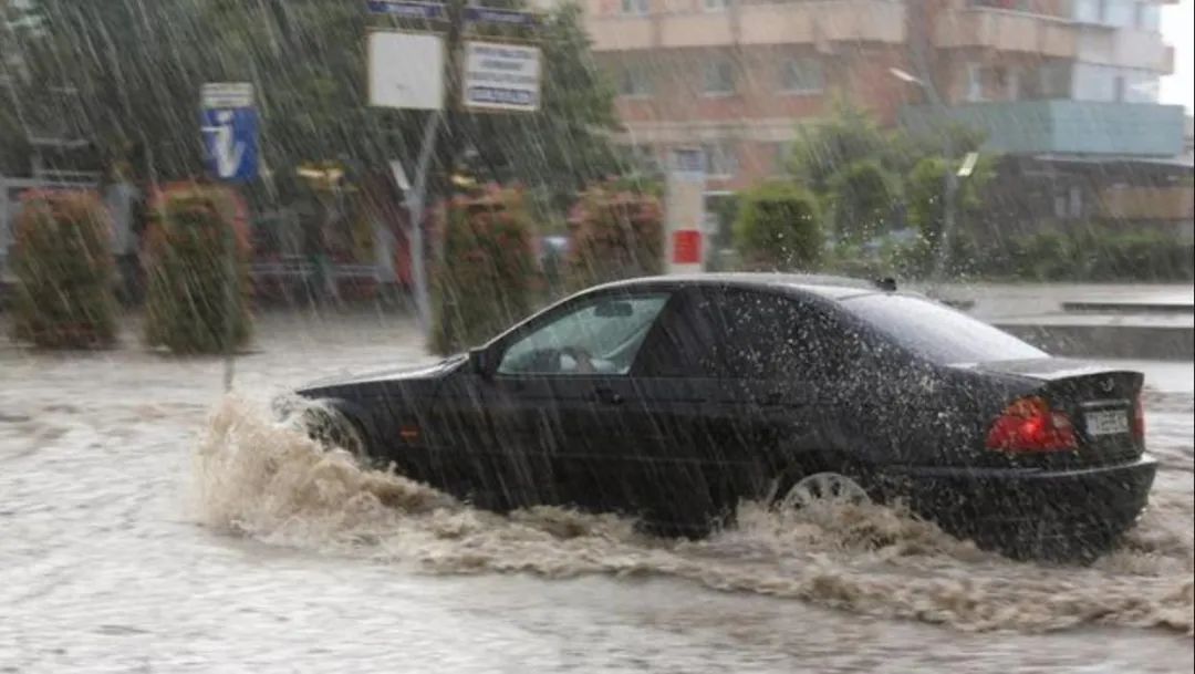 台风+暴雨密集来袭！不想爱车被“虐”惨，你需要知道这些