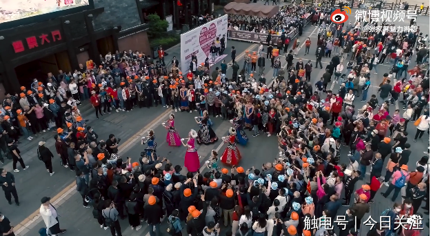 视频截图，魅力湘西演出现场。