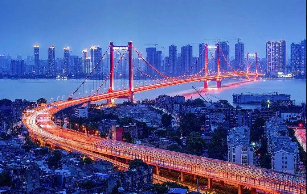 天堑变通途——从不断架起的长江大桥看中国桥建设发展成就