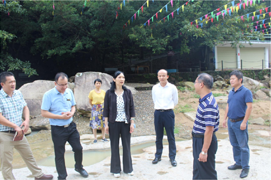 景区|市领导带队到威整镇开展中秋国庆节前旅游督导工作
