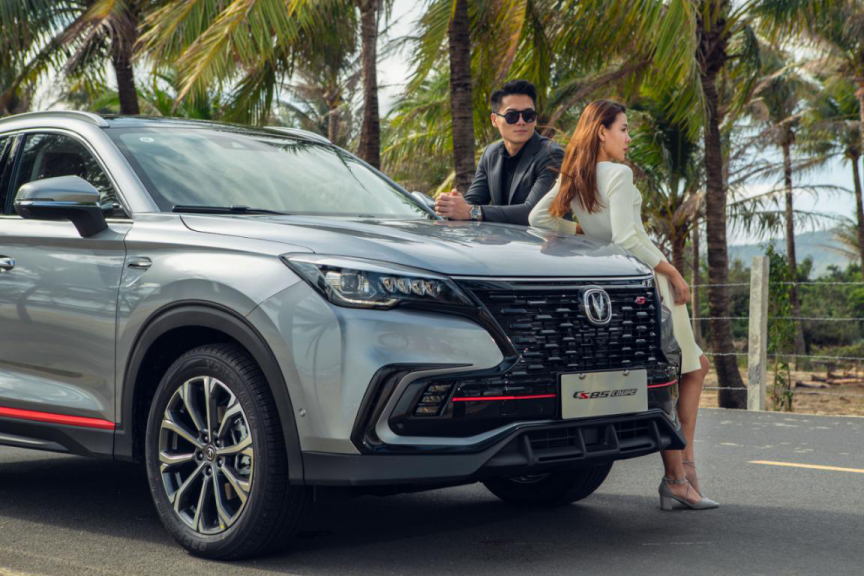 2021款长安CS85COUPE 11.99万元起上市
