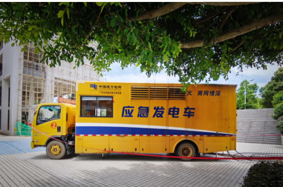 又是一年高考日!新丰县1378名考生斗志昂扬走进考场