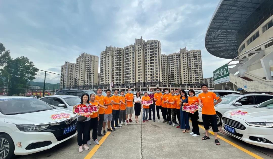 又是一年高考日!新丰县1378名考生斗志昂扬走进考场